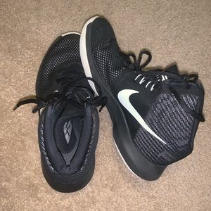 Nike air precision’s